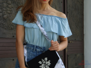 Textilná kabelka s ručnou výšivkou