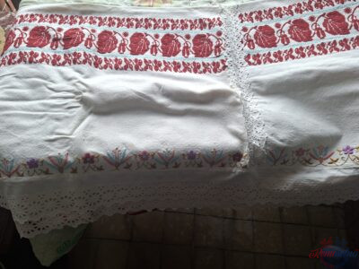 Ručne tkane ĺanove platno aj zo vz,obrusy, koberce